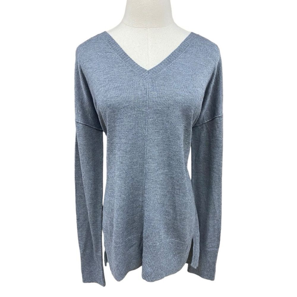 Trouve Gray Soft Lightweight Cashmere Blend Pullover Sweater Size M New